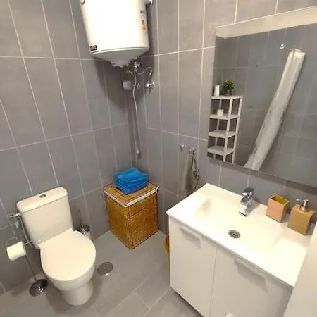 شقة Caroline's Tropical Paradise طوستا ديل سيلونثيو